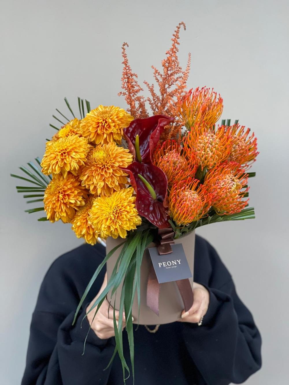 Leucospermum Design